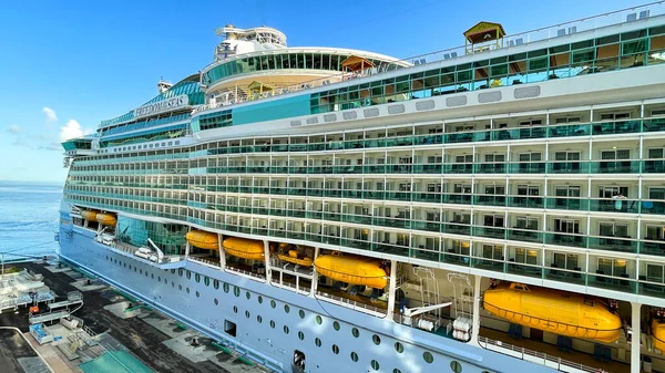 Nassau Bahamy Września 2021 Royal Caribbean Cruise Ship Freedom Seas — Zdjęcie stockowe