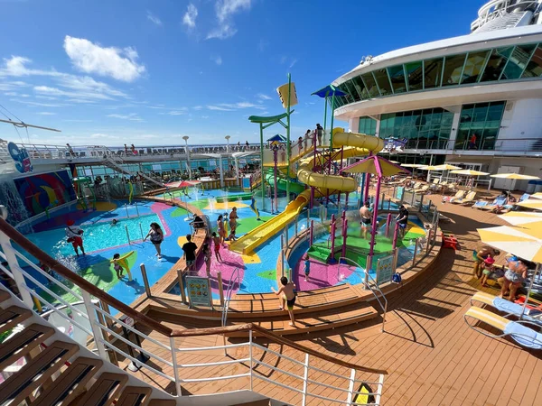 Orlando Usa December 2021 Het Familie Zwembad Het Royal Caribbean — Stockfoto