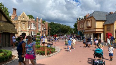 Orlando, FL USA- 20 Ekim 2020: The England Pavillion at EPCOT, Walt Disney World, Orlando, Florida.