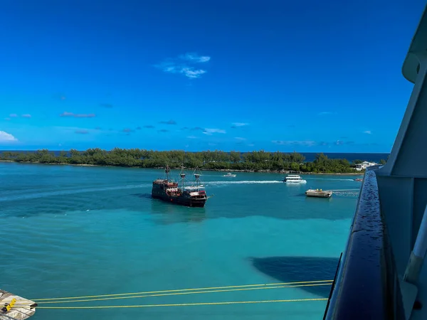 Nassau Bahamas October 2021 Aerial View Pirate Ship Excursion Boat — Stock Photo, Image
