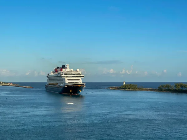 Nassau Bahamas October 2021 Disney Cruise Ship Sailing Nassau Bahamas — ストック写真
