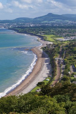 İrlanda, Dublin Körfezi üzerindeki Killiney Hill 'den bir manzara