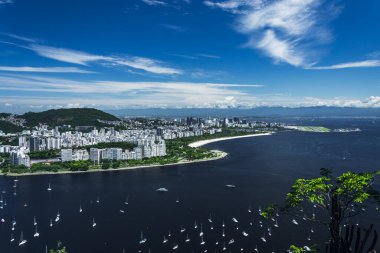 Rio de Janeiro 'daki şekerleme dağının manzarası. Brezilya.