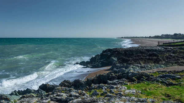 Вид Пляжа Greystones Красивой Береговой Линией Скалами Морем Грейстоунз Графство Стоковое Фото