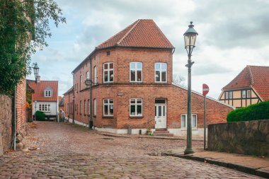 Viborg, Danimarka, Ağustos 2018: Danimarka 'da iki katlı garip evler