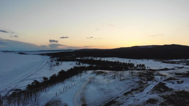 Salida Del Sol Sobre Pueblo Khuzhir Invierno Lago Baikal Isla — Vídeos de Stock