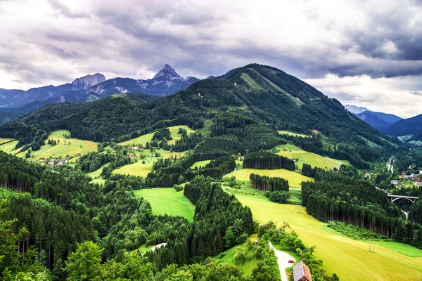 Montañas de Shtiria, Austria, en verano — Foto de Stock