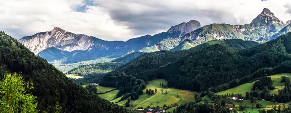 Montañas de Shtiria, Austria, en verano — Foto de Stock