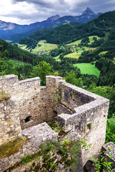 オーストリアの古い中世の城 gallenstein — ストック写真