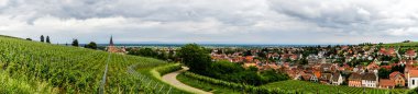 tepeye görünümünden Alsace