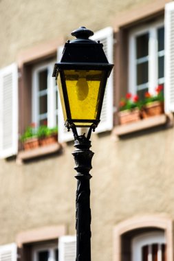 retro tarzı alsace içinde sokak lambası