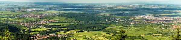 Panoramatické ptáka létat pohled do Alsaska — Stock fotografie