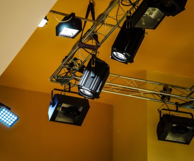 müzikal konser için aydınlatma kiti