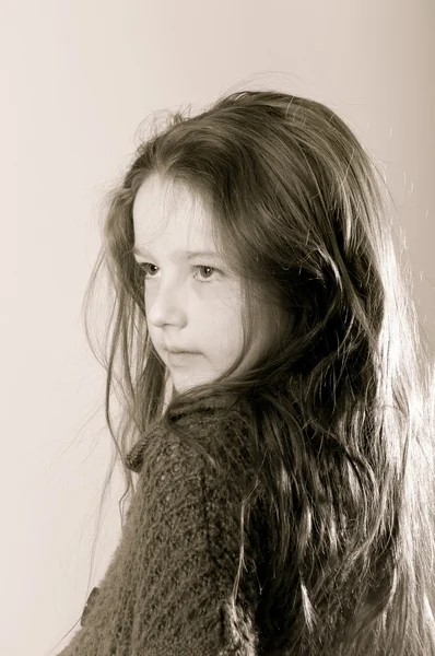 Mignon jeune adolescent fille portrait — Photo