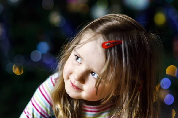Sevimli küçük kız Noel portre — Stok fotoğraf