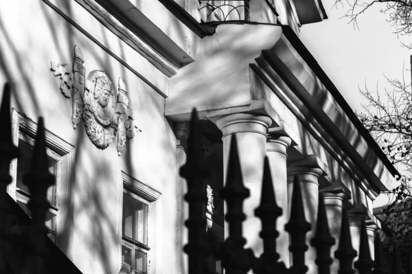 Klassisches russisches Herrenhaus in Moskau — Stockfoto