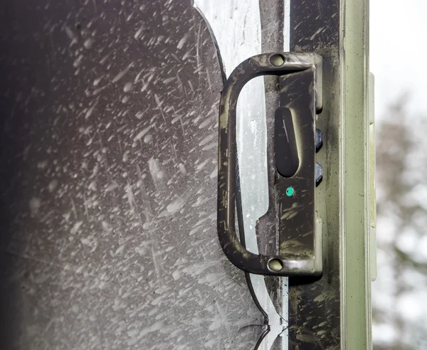 Portes de compozite en fibre de verre après le feu — Photo