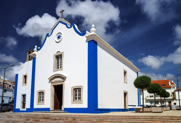 Oude kerk in ericeira — Stockfoto