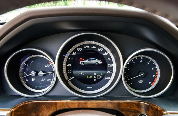 Auto speed control dashboard — Stock Photo, Image