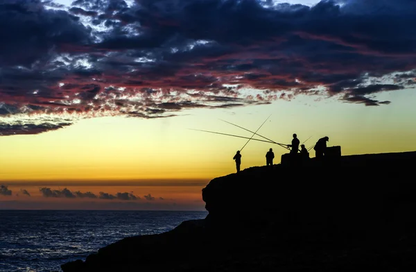 日落背景的渔民 — 图库照片