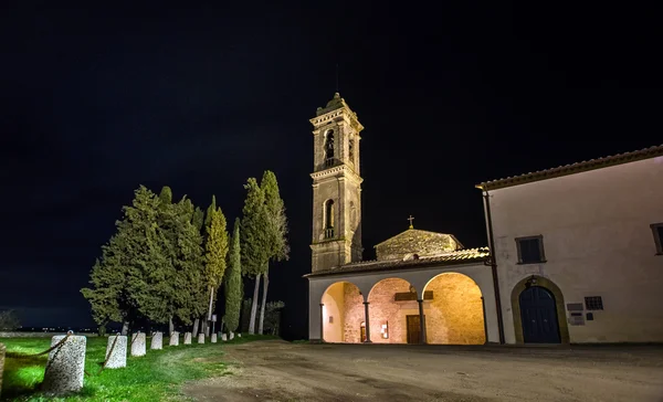 Wgląd nocy kraju Kościół — Zdjęcie stockowe