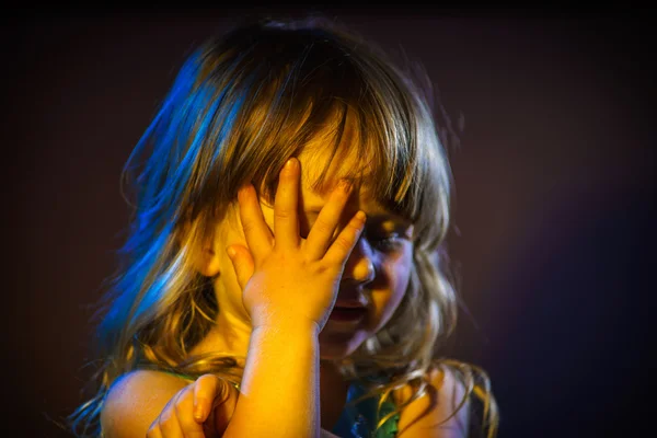 Niedliche kleine Mädchen Porträt — Stockfoto