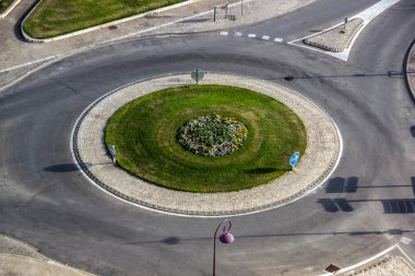 dolambaçlı yol birdfly görünümü