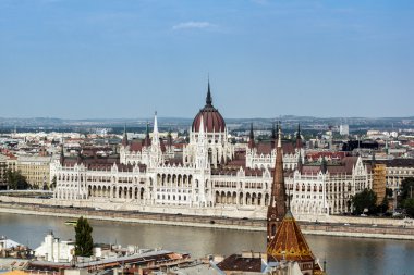 Budapeşte günbatımı birdfly görünümü Ortala.