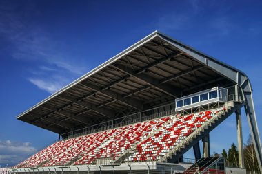 renkli kişilik dev tribün