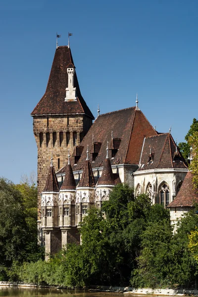 Копия исторического замка в Будапеште, Венгрия . — стоковое фото