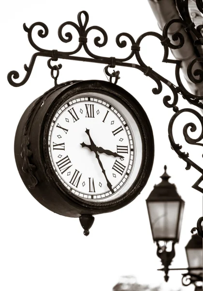 Vintage style street clock view — Stock Photo, Image