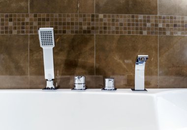 Yeni banyo teçhizat