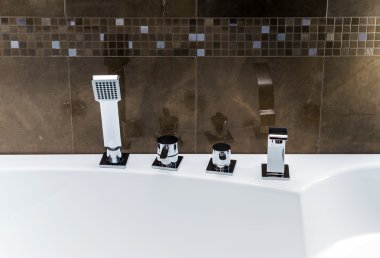 Yeni banyo teçhizat