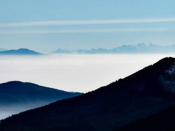 Pueden Ver Las Siluetas Las Montañas Los Vosgos Los Alpes — Foto de Stock