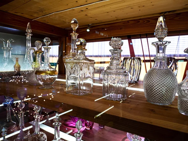 驚くほど美しい結晶製品 ワイングラス 装飾ガラス製品 アルザス フランス — ストック写真
