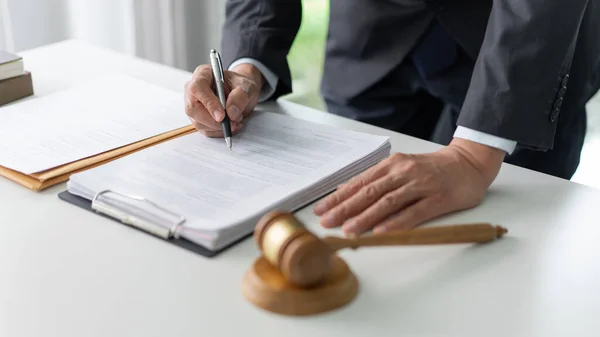 Law Concept Legal Officer Standing Concentrating Reading Legislative Conditions Signing — Stock Photo, Image