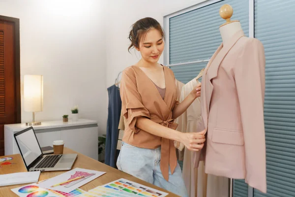 Fashion Design Concept Asian Female Tailor Checking Quality Completeness Suit — Stock Photo, Image