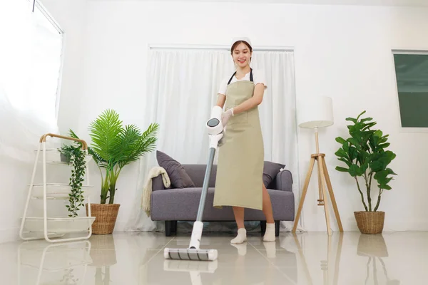 Lifestyle Living Room Concept Young Asian Woman Using Vacuum Cleaner — Stock Photo, Image