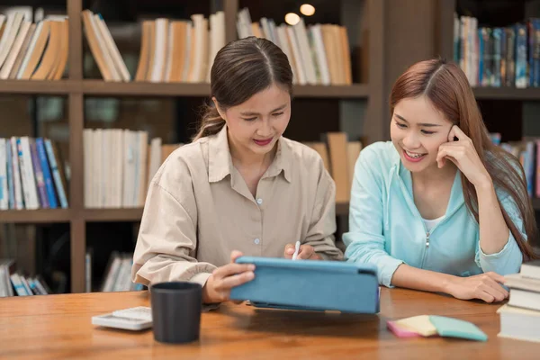 Education Concept Female Tutor Pointing Math Quiz Tablet Explaining Math — Foto Stock