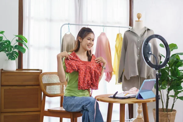 Fashion Clothes Merchant Concept Female Seller Present Sell New Collection — Stock Photo, Image