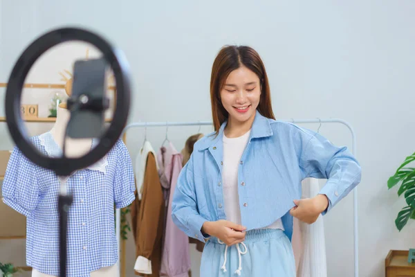 Fashion Blogger Concept Young Asian Women Trying Shirt Present Detail — Stock Photo, Image