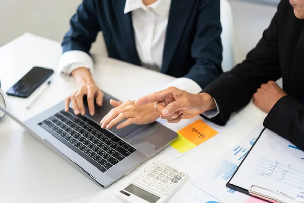 Business Partnership Concept Businesswoman Typing Laptop While Senior Point Explain — Stockfoto