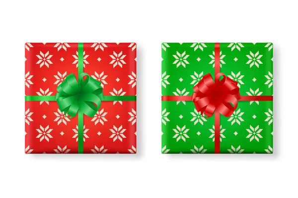 Vector 3d Realistisch Papier Groen, Red Christmas Gift Box, Bow Icon Set. Kerstpatroon. Nieuwjaar, Kerstconcept. Ontwerp Template van de huidige verpakking van Kerstmis. Bovenaanzicht — Stockvector