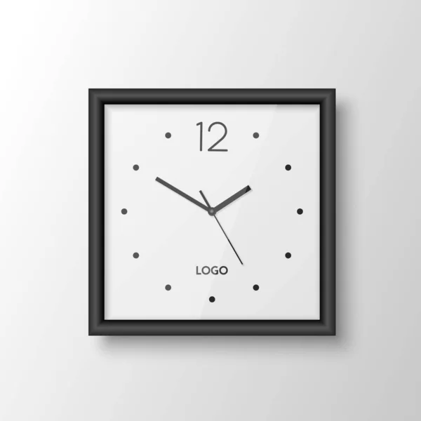 矢量3D写实主义方形写字楼时钟与黑色框架 设计模板与白色隔离 用罗马数字拨号 品牌和广告用挂钟的模拟和隔离 钟面设计 — 图库矢量图片