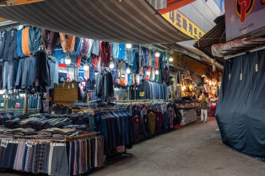 25 Eylül 2021 'de Güney Kore, Seul' deki Namdaemun Pazarı büyük geleneksel pazar
