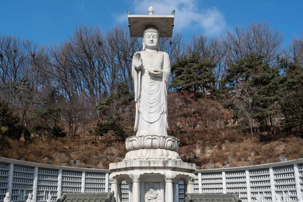 Estátua Maitreya Templo Budista Bongeunsa Gangnam Seul Coreia Sul Fevereiro — Fotografia de Stock
