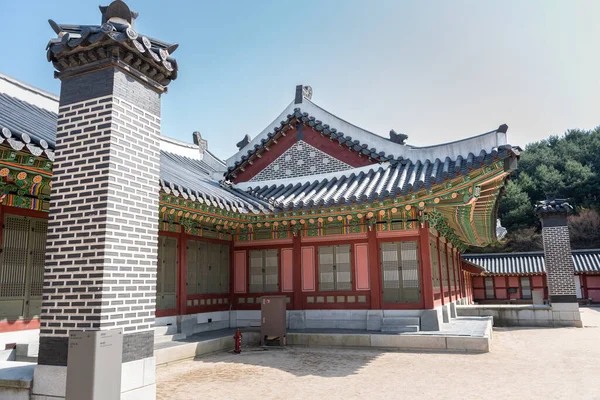 Hwaseong Fästning Och Haenggung Palats Suwon Sydkorea Den April 2022 — Stockfoto