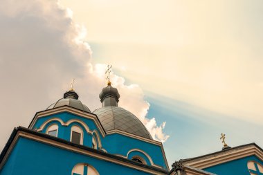 kubbe ile kesiştiği bir Ortodoks katedrali t ile güneşin