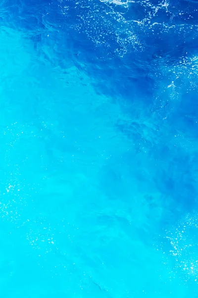 Streszczenie wody oceanu tło. błękitne marszczyć aqua tekstura — Zdjęcie stockowe