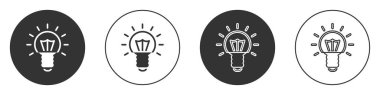 Fikir ikonu kavramına sahip siyah ampul beyaz arkaplanda izole edilmiş. Enerji ve fikir sembolü. İlham konsepti. Çember düğmesi. Vektör